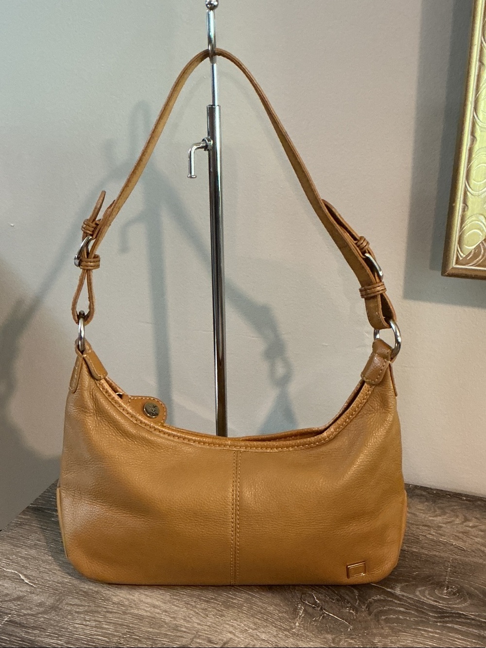 The Sak Caramel Gold Tan Leather Shoulder Bag *RARE* EUC